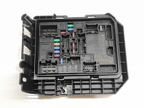 Used Fuse box Fuse box RENAULT CAPTUR II (HF_) E-TECH 145 (HFMU) (143 hp) 27222928 27222928
