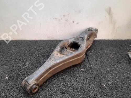 Right rear suspension arm MITSUBISHI PAJERO III (V7_W, V6_W) 3.2 Di-D (V68W, V78W) | BP9147195M15 