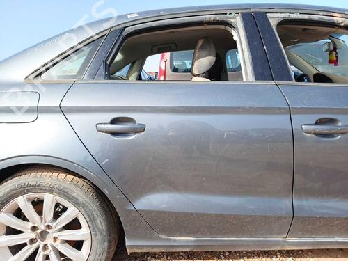 Used Right rear door Right rear door 38592299 38592299