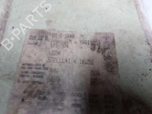Left tailgate light SEAT LEON (1M1) 1.4 16V | BP6812437C79 