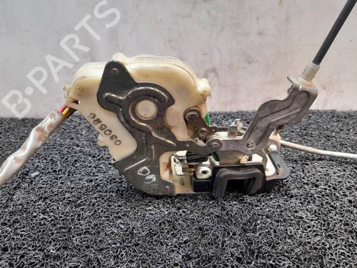 Used Front right lock KIA SORENTO I (JC) 2.5 CRDi 4WD (140 hp) 4421882