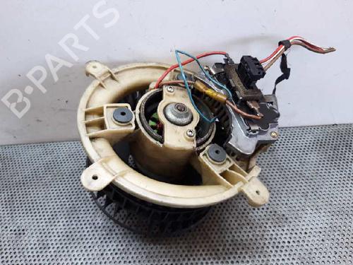 Used Heater blower motor MERCEDES-BENZ E-CLASS (W210) E 290 Turbo-D (210.017) (129 hp) 5827878