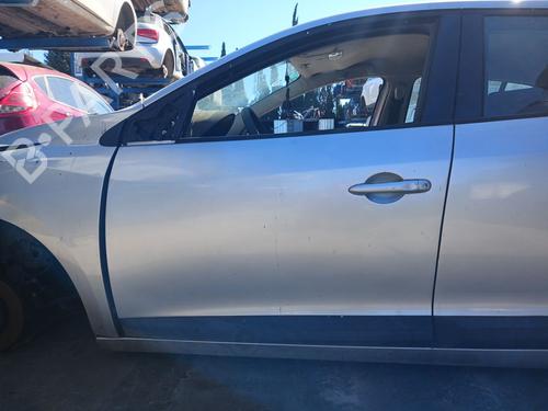 left-front-door-renault-megane-iii-hatchback-bz01_-b3_-2008-33045912 main image