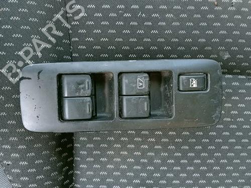 Used Left front window switch NISSAN QASHQAI I (J10, NJ10) [2006-2015]  29639336