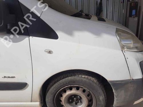 Guarda-lamas direito CITROËN JUMPY II Van 2.0 HDi 120 (120 hp) 32497534