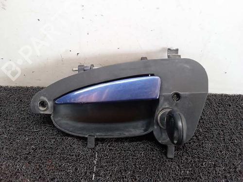 Used Front left exterior door handle Front left exterior door handle 6685775 6685775