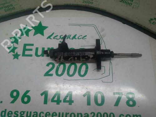 Used Clutch slave cylinder MERCEDES-BENZ SPRINTER 2-t Van (B901, B902) 210 D (901.461, 901.462, 902.461, 902.462) (102 hp) 14046632