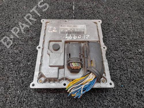 Used Engine control unit (ECU) Engine control unit (ECU) SMART CITY-COUPE (450) 0.6 (450.352, 450.353) (61 hp) 8131772 8131772