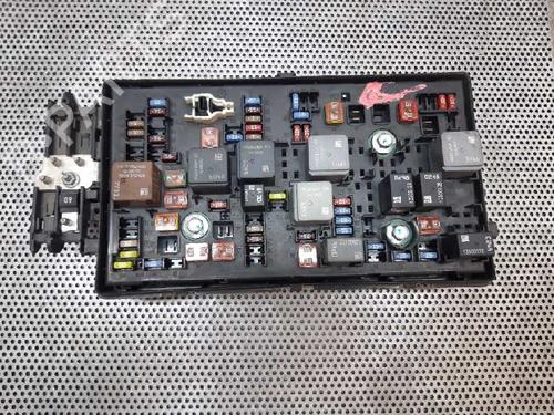 Used Fuse box Fuse box 4511896 4511896