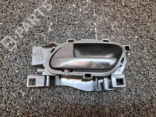 Used Front left interior door handle Front left interior door handle PEUGEOT EXPERT Tepee (VF3X_) 2.0 HDi 120 (120 hp) 8107753 8107753