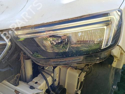 Used Left headlight OPEL MOKKA / MOKKA X (J13) [2012-2019]  32234466