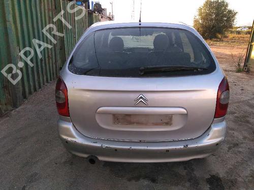 Right headlight CITROËN XSARA PICASSO (N68) 2.0 HDi | BP4511783C29 