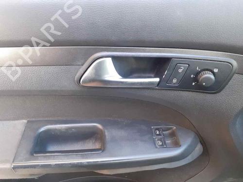 Right front fog light VW TOURAN (1T1, 1T2) 1.9 TDI | BP31709000C31 