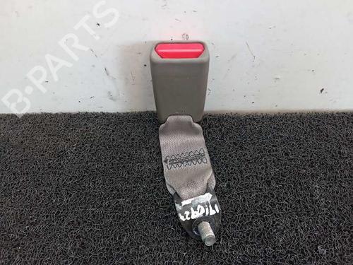 Engache cinturón Engache cinturón NISSAN NT400 CABSTAR (F24M) 35.14, 45.14 (136 hp) 14037679 14037679