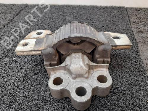 Used Engine mount Engine mount FIAT GRANDE PUNTO (199_) 1.4 (199AXB11, 199AXB1A, 199BXB1A, 199AXL1A) (77 hp) 10243599 10243599