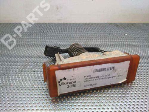 Used Left front indicator Left front indicator RENAULT RAPID Box Body/MPV (F40_, G40_) [1985-2001] 2950442 2950442