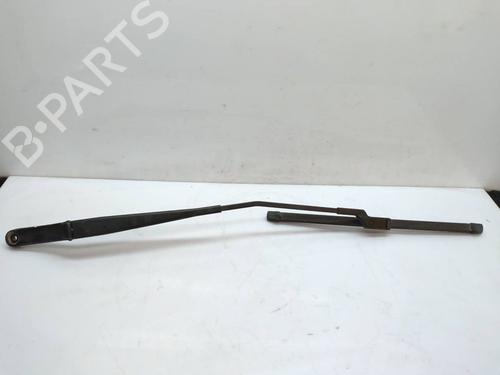 Used Front windshield wiper arm SEAT IBIZA IV ST (6J8, 6P8) 1.6 TDI (105 hp) 12438494