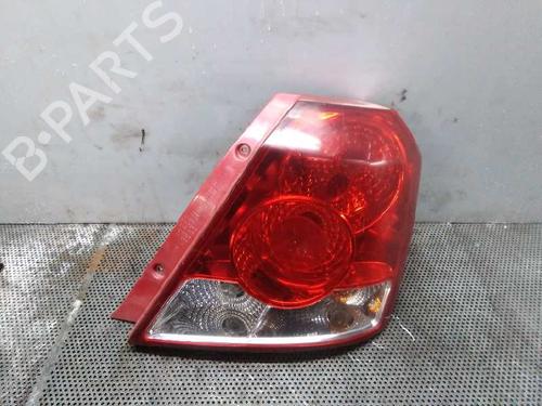 Used Right taillight CHEVROLET AVEO / KALOS Hatchback (T200) 1.2 (72 hp) 192767