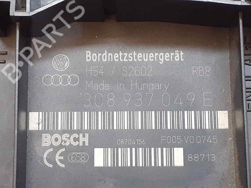 Fuse box VW TOURAN (1T1, 1T2) 2.0 TDI 16V | BP23533448E1 