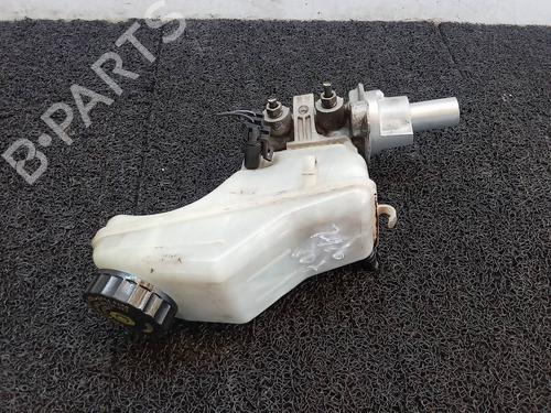 master-brake-opel-corsa-d-s07-12-l08-l68-204y2166-bosch-2006-2007-2008-2009-2010-2011-2012-2013-2014-2015-4432407 main image