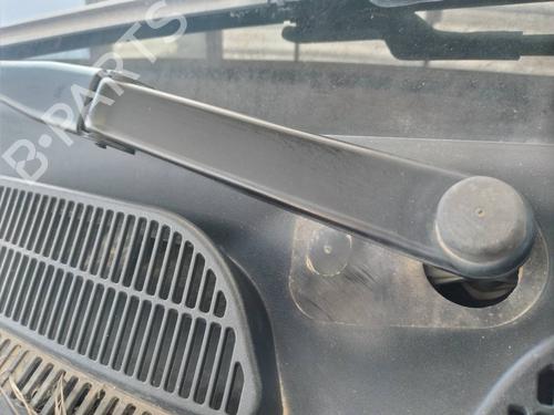 Front windshield wiper arm FORD FIESTA VI (CB1, CCN) 1.4 TDCi | BP8366488C143 