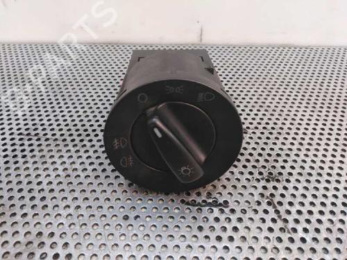 Used Headlight switch VW GOLF IV (1J1) 1.9 TDI (110 hp) 1521072