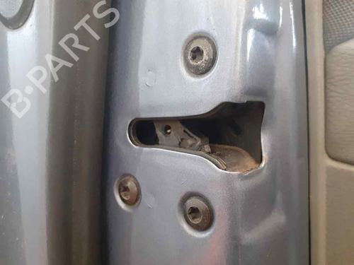 Used Front left lock HYUNDAI SANTA FÉ II (CM) 2.2 CRDi GLS (150 hp) 23891717