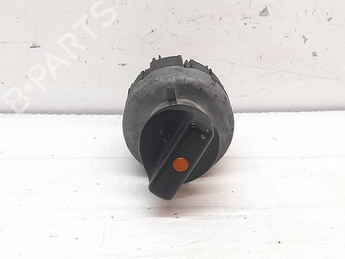 Used Headlight switch MERCEDES-BENZ C-CLASS (W202) [1993-2000]  32410384