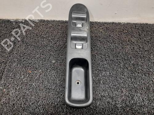 Used Left front window switch Left front window switch PEUGEOT 307 (3A/C) [2000-2012] 8336441 8336441