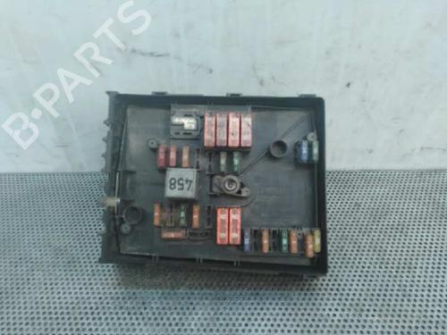 Used Fuse box Fuse box AUDI A3 (8P1) 1.9 TDI (105 hp) 596007 596007