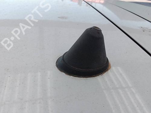 Antenne/Base DODGE CALIBER 2.0 CRD (140 hp) 14038140