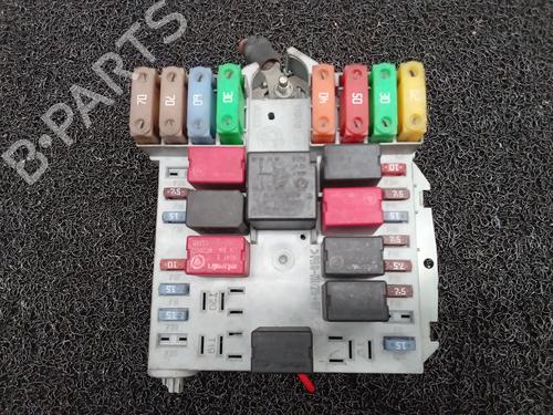 Used Fuse box Fuse box 9681836 9681836