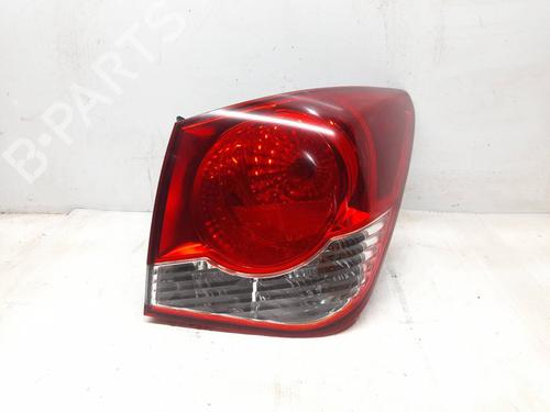 Used Right taillight CHEVROLET CRUZE (J300) 1.6 (124 hp) 30440133