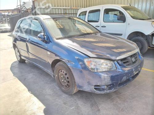 Left headlight KIA CERATO I Hatchback (LD) 2.0 CRDi | BP24359418C28 - Image 7