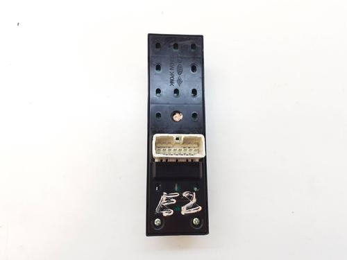 Left front window switch HYUNDAI TUCSON (JM) 2.0 | BP27097212I27 