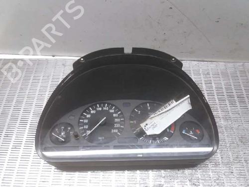 Instrument cluster BMW 5 (E39) 520 i (150 hp) 110008735027  | 110008735027  | 80142 | 62118372361 / VDO |