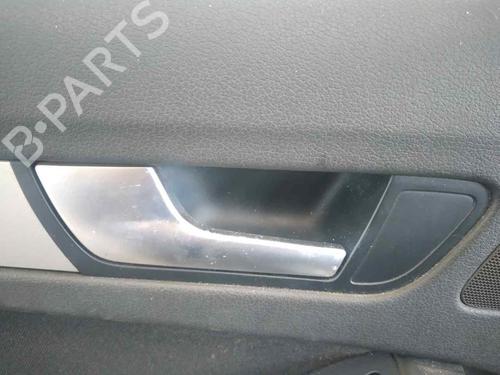 Türgriff hinten links innen AUDI A4 B8 (8K2) 2.0 TDI (136 hp) 18132296