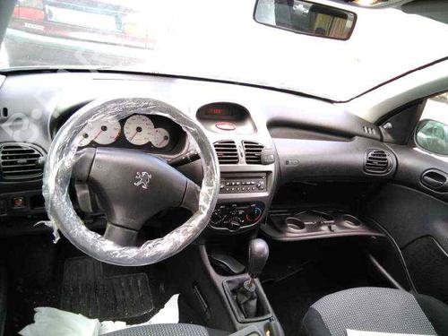 Radio PEUGEOT 206 Hatchback (2A/C) 1.4 HDi eco 70 | BP2548645E6 