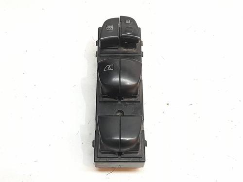 Used Left front window switch NISSAN JUKE (F15) [2010-2019]  32849030