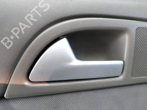 Venstre bagtil invendig håndtag VOLVO S40 II (544) 2.0 D (136 hp) 8911849