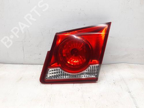 Used Right tailgate light CHEVROLET CRUZE (J300) 1.6 (124 hp) 30440134