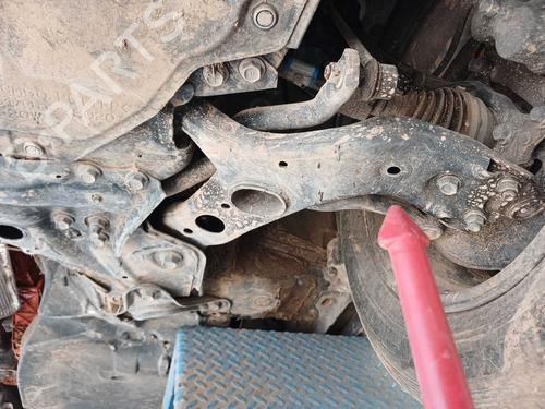 Used Left front suspension arm Left front suspension arm 39430331 39430331