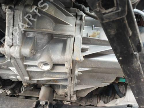 Used Gearbox Gearbox RENAULT CAPTUR II (HF_) TCe 100 (HFMT) (101 hp) 39713117 39713117