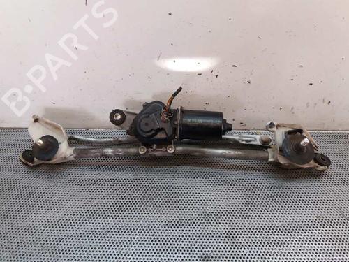 Used Front wiper motor NISSAN MICRA III (K12) 1.5 dCi (65 hp) 1355843
