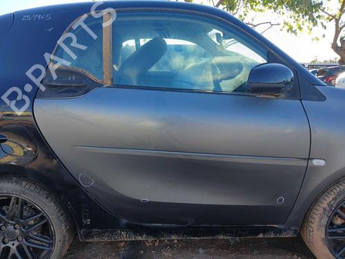 Used Right front door Right front door SMART FORTWO Coupe (453) 0.9 (453.344, 453.353) (90 hp) 40198924 40198924