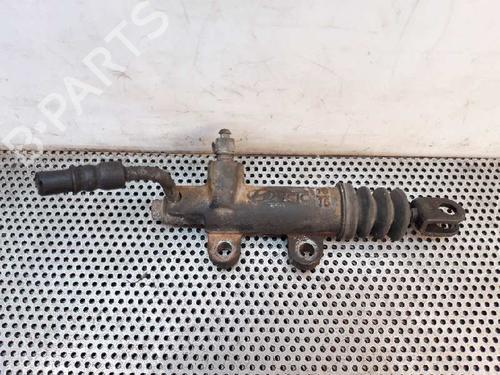 Clutch slave cylinder HYUNDAI COUPE II (GK) 2.0 GLS BP14035786M113