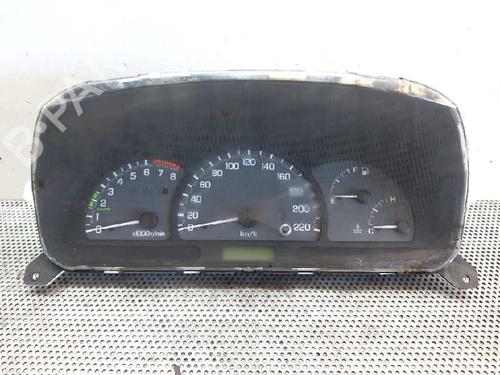Used Instrument cluster Instrument cluster 4666302 4666302