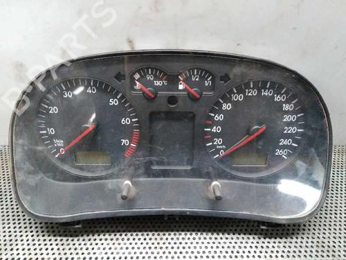 Used Instrument cluster VW GOLF IV (1J1) 1.6 (100 hp) 1467885