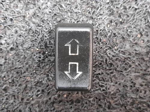 Used Right front window switch Right front window switch 7224094 7224094
