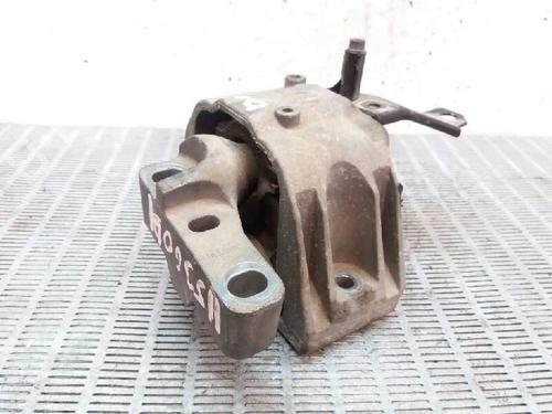 Used Engine mount Engine mount VW GOLF IV (1J1) 1.8 (125 hp) 10243519 10243519